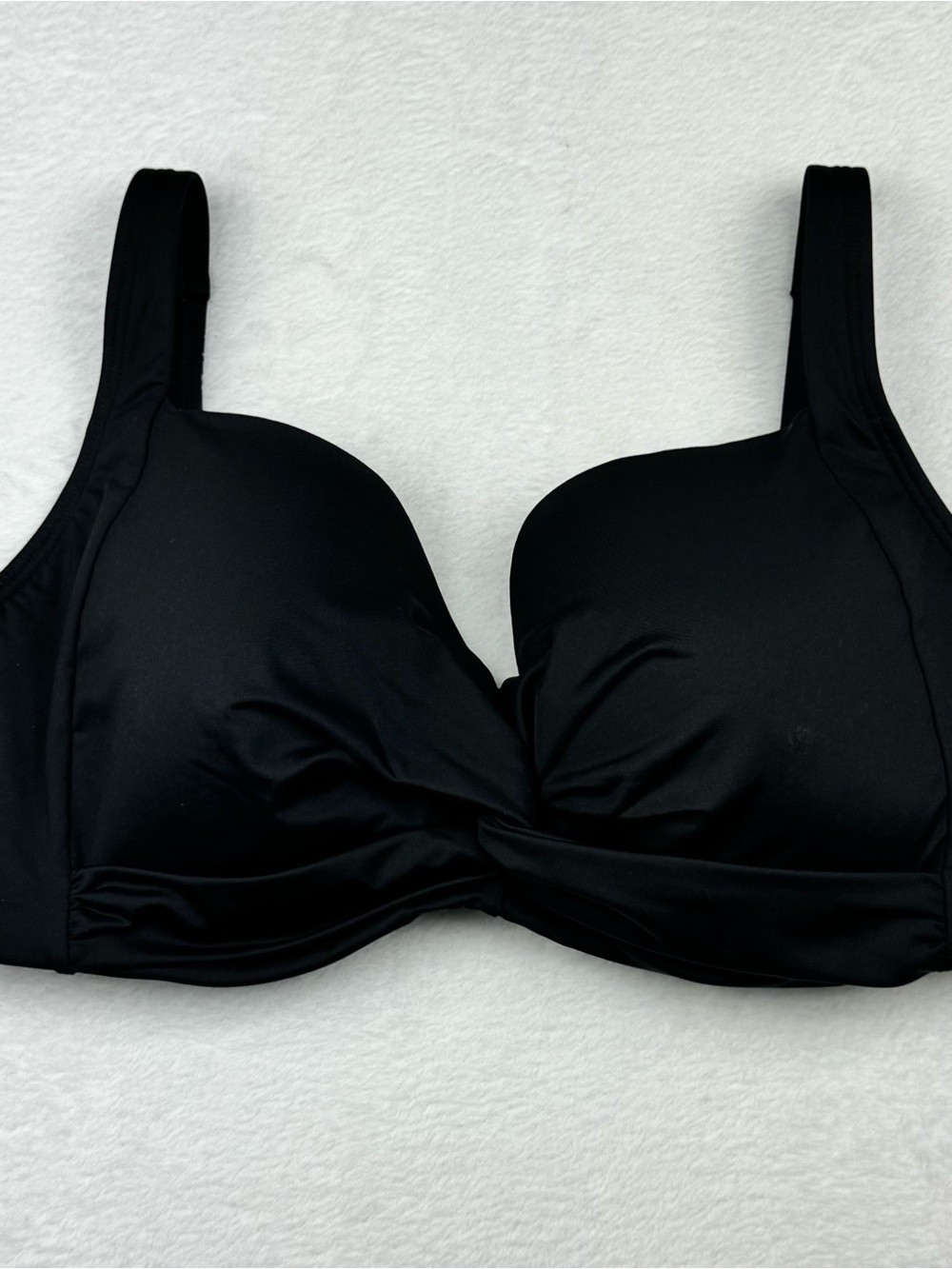 Land End Bathing suit top. Size 12DD. Black. Adjustable straps.